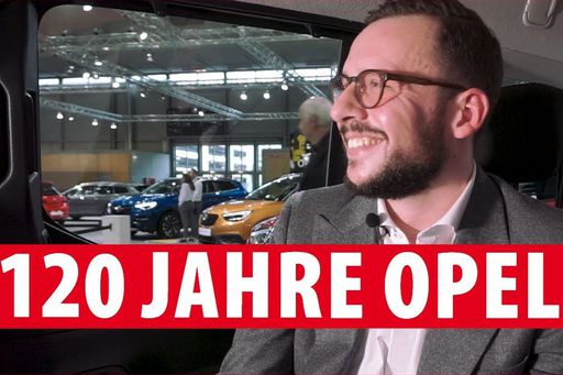 Maxime Hubin-Dedenys stand uns auf der Vienna Autoshow 2019 Rede und Antwort. Thema: 120 Jahre Opel.